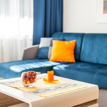 Apartamento Apatramenty U Ireny - Blizej Morza Kołobrzeg Exterior foto